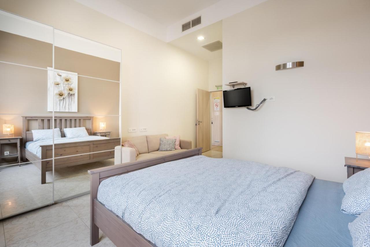בודפשט Basilika Monnalisa Luxury 3 Bedrooms Apartment With Amazing View Need Reservation X Free Parking מראה חיצוני תמונה