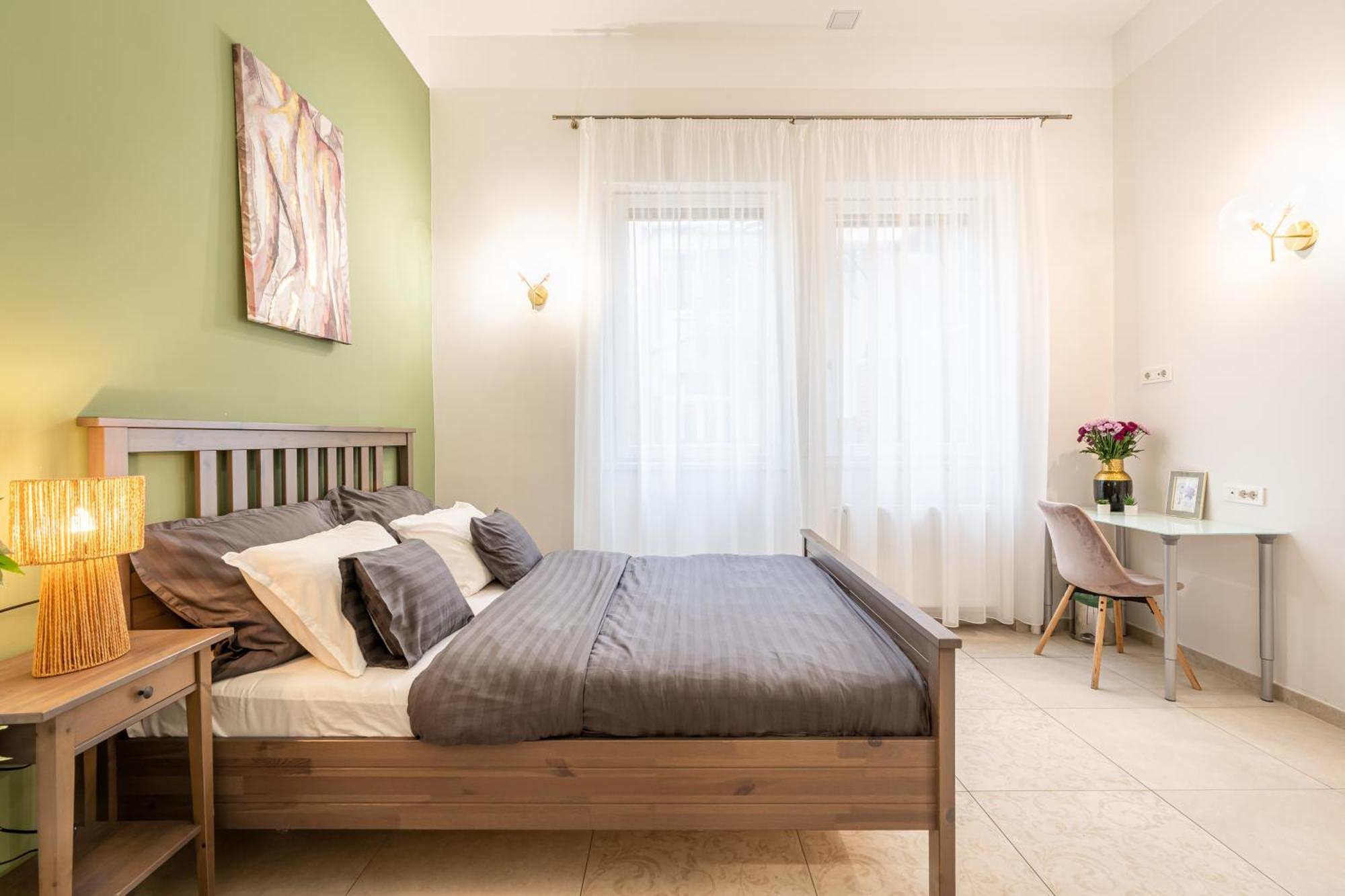 בודפשט Basilika Monnalisa Luxury 3 Bedrooms Apartment With Amazing View Need Reservation X Free Parking מראה חיצוני תמונה