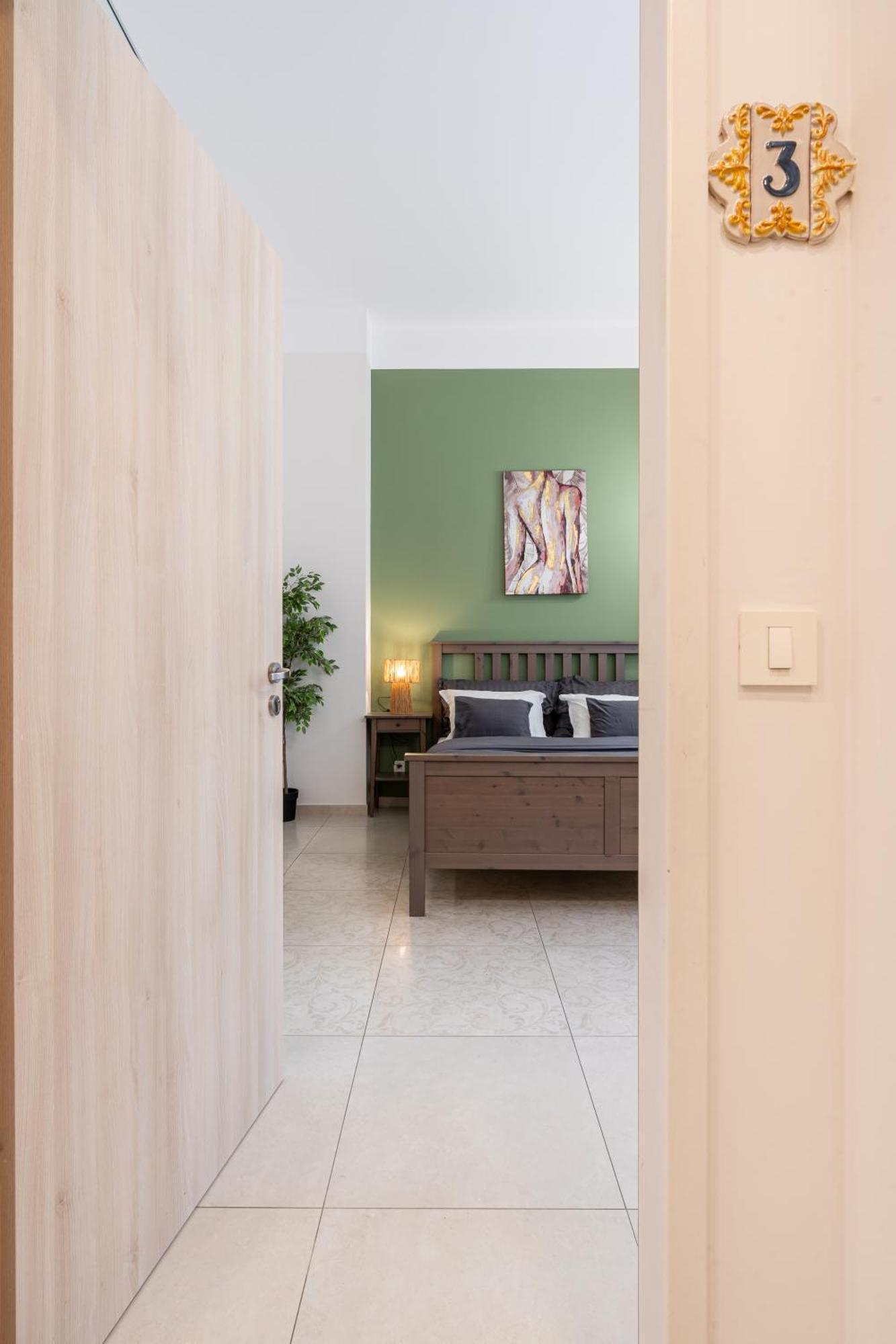 בודפשט Basilika Monnalisa Luxury 3 Bedrooms Apartment With Amazing View Need Reservation X Free Parking מראה חיצוני תמונה