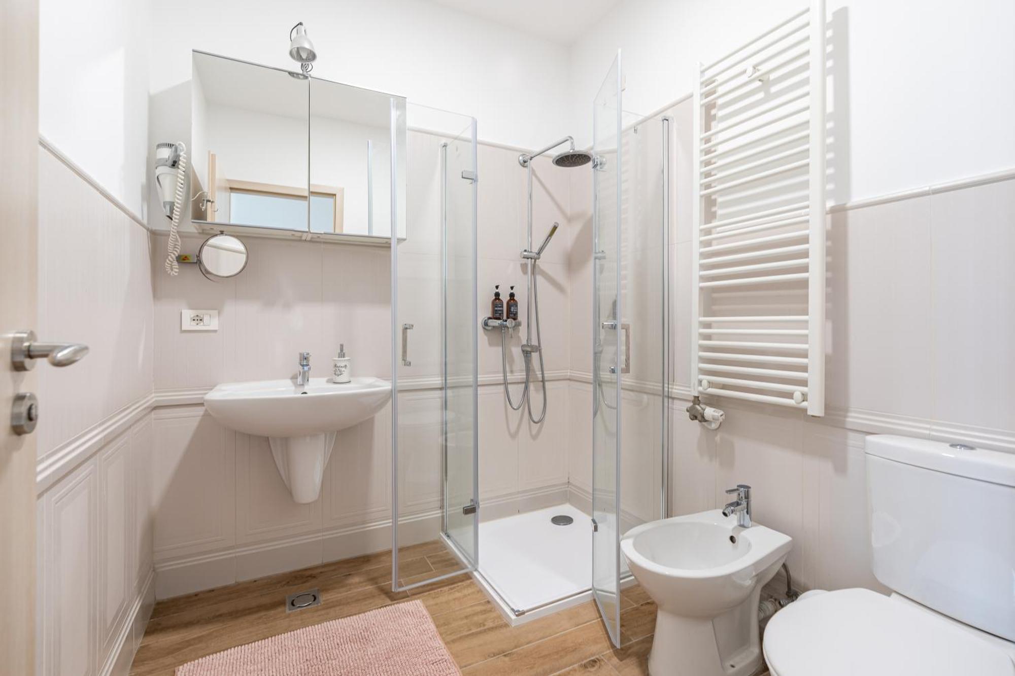 בודפשט Basilika Monnalisa Luxury 3 Bedrooms Apartment With Amazing View Need Reservation X Free Parking מראה חיצוני תמונה